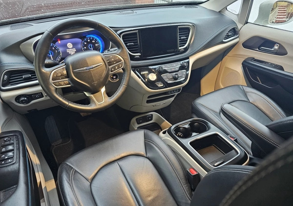 Chrysler Pacifica cena 210330 przebieg: 43351, rok produkcji 2021 z Mirsk małe 529